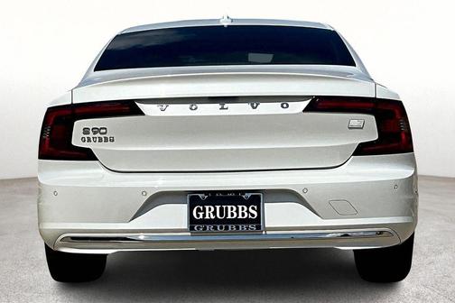 2023 Volvo S90 Recharge Plug-In Hybrid T8 Ultimate