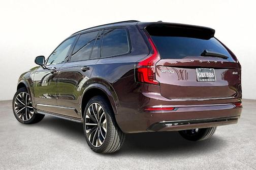 2026 Volvo XC90 B6 Ultra Dark Theme 7-Seater