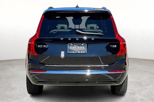 2025 Volvo XC90 Plug-In Hybrid T8 Plus 7-Seater