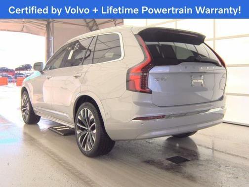 2025 Volvo XC90 B6 Plus 7-Seater