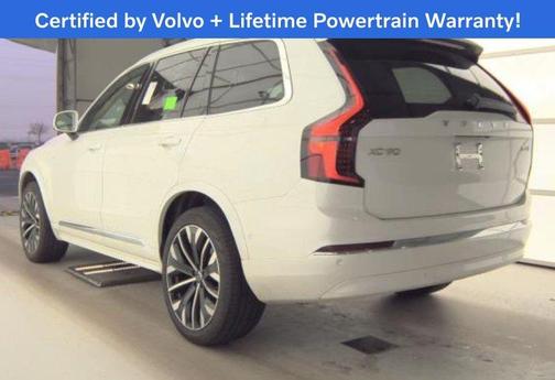 2025 Volvo XC90 B6 Plus 7-Seater