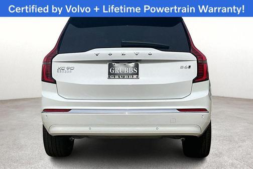 2025 Volvo XC90 B6 Plus 7-Seater