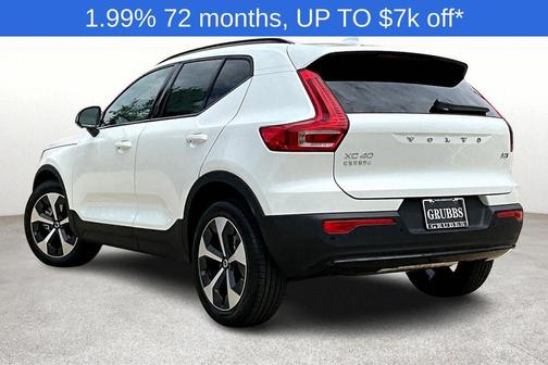 2026 Volvo XC40 B5 Plus