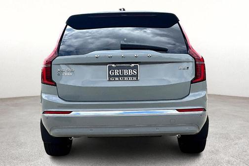 2026 Volvo XC90 B5 Core