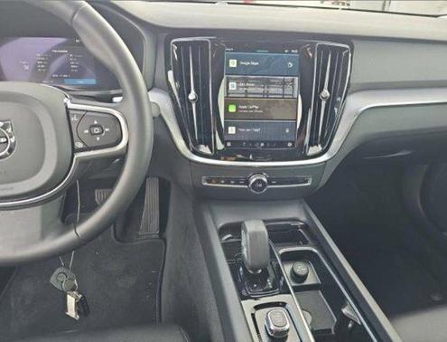 2025 Volvo S60 B5 Core