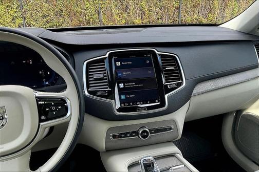 2025 Volvo XC90 B6 Ultra