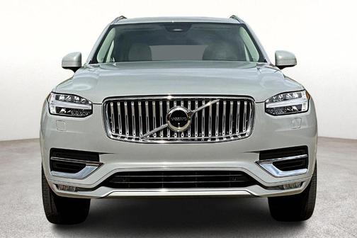 2025 Volvo XC90 B6 Ultra