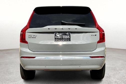 2025 Volvo XC90 B6 Ultra