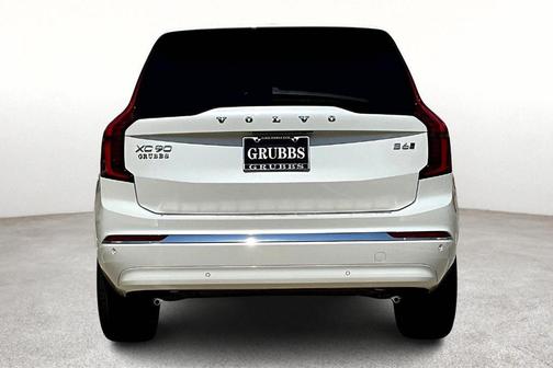 2026 Volvo XC90 B6 Plus 6-Seater