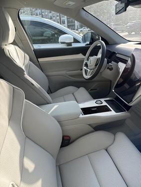 2025 Volvo EX90 Twin Motor Ultra