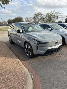 2025 Volvo EX90 Twin Motor Ultra