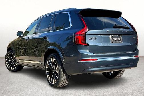 2026 Volvo XC90 B5 Plus 7-Seater