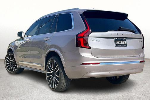 2026 Volvo XC90 B6 Ultra 7-Seater