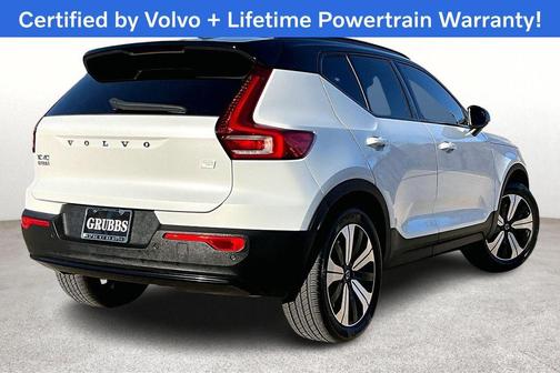 Crystal White 2023 Volvo XC40 Recharge Pure Electric Twin Core