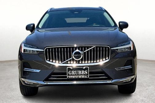 2022 Volvo XC60 B5 Inscription
