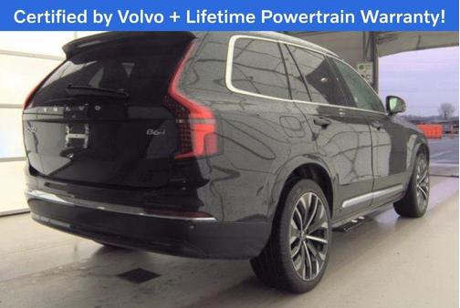 2025 Volvo XC90 B6 Plus 7-Seater