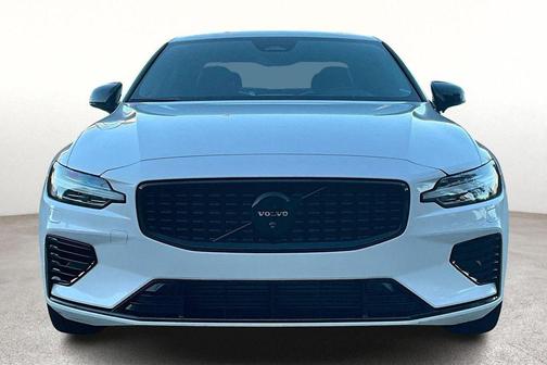 2024 Volvo S60 Recharge Plug-In Hybrid T8 Plus Black Edition