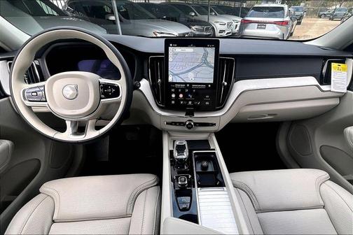 Crystal White 2026 Volvo XC60 B5 Ultra