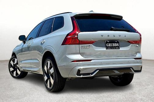 2025 Volvo XC60 Plug-In Hybrid T8 Plus