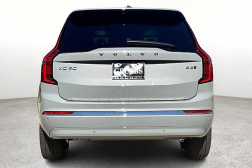 2026 Volvo XC90 B5 Ultra 7-Seater