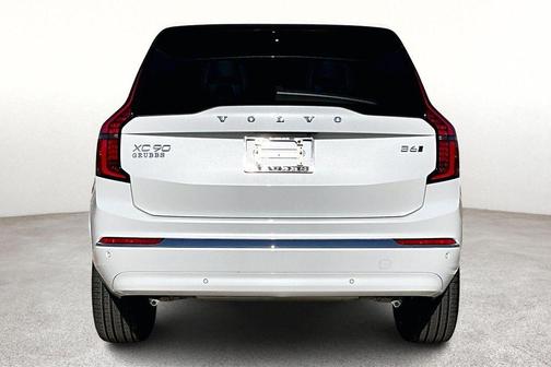 2026 Volvo XC90 B6 Ultra 7-Seater