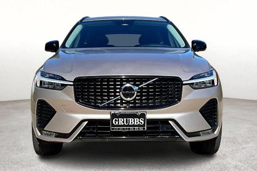 2025 Volvo XC60 B5 Core