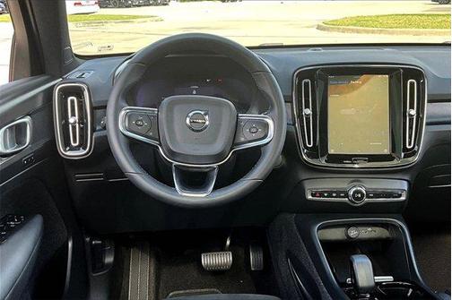 2023 Volvo C40 Recharge Pure Electric Twin Plus