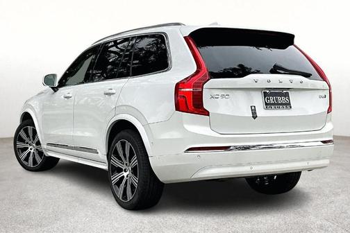 2025 Volvo XC90 B6 Ultra
