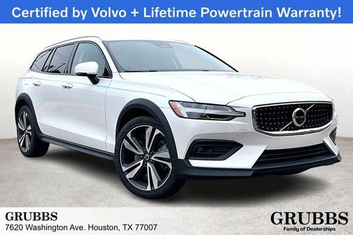 2023 Volvo V60 Cross Country B5 Plus