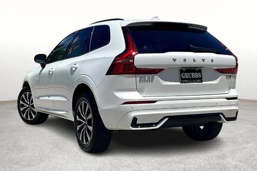 2025 Volvo XC60 B5 Core