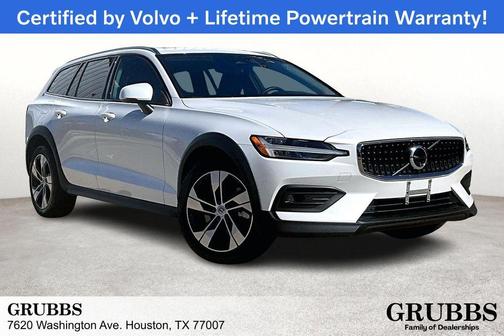 2025 Volvo V60 Cross Country B5 Plus