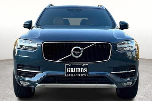 2018 Volvo XC90 T6 Momentum