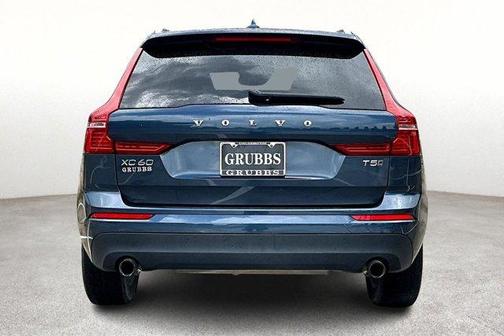 2018 Volvo XC60 T5 Momentum