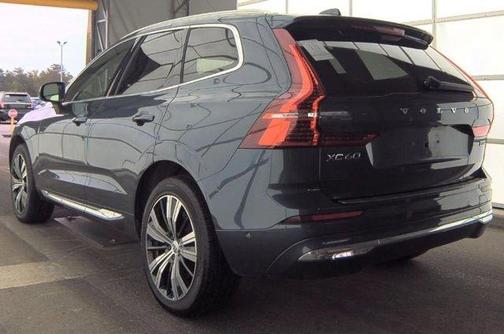 2022 Volvo XC60 B5 Inscription