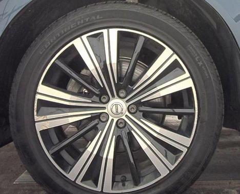 2022 Volvo XC60 B5 Inscription