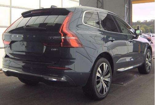 2022 Volvo XC60 B5 Inscription
