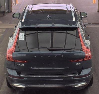 2022 Volvo XC60 B5 Inscription