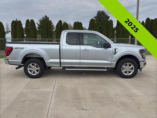Iconic Silver Metallic 2025 Ford F-150 XLT