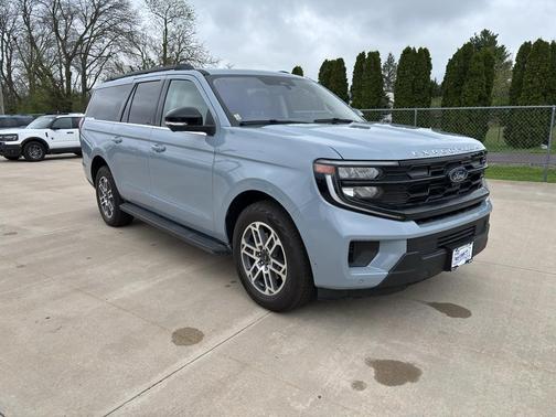 Glacier Gray Metallic TriCoat 2025 Ford Expedition Max Active 4x4