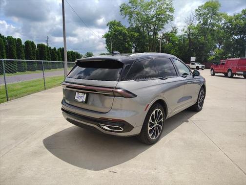 2024 Lincoln Nautilus Reserve