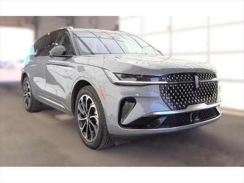 2024 Lincoln Nautilus Reserve