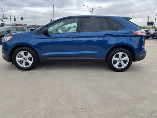 2024 Ford Edge SE