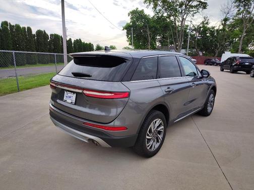 Asher Gray Metallic Clearcoat 2024 Lincoln Corsair Premiere