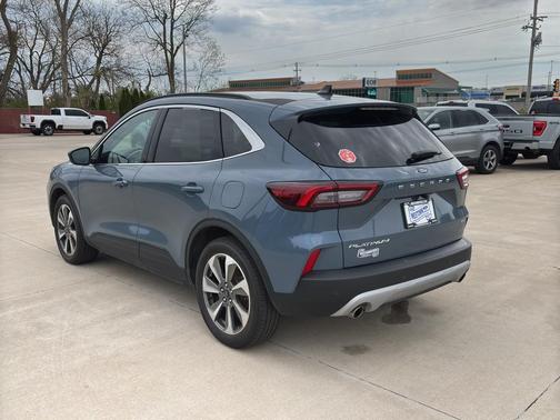 2025 Ford Escape Platinum