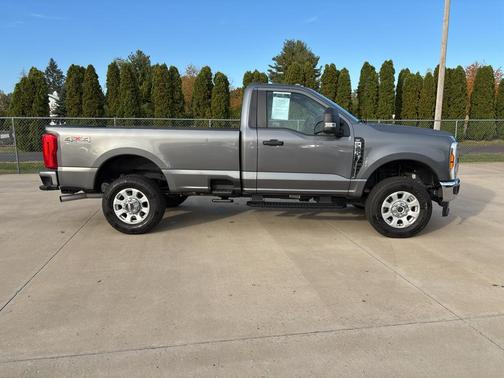 2024 Ford F-350 XLT