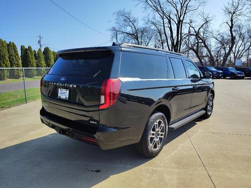 2026 Ford Expedition Max Active 4x4