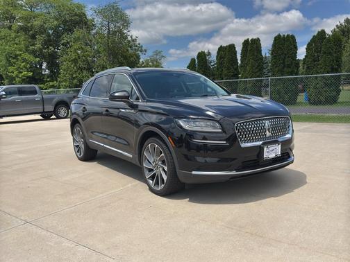 Infinite Black Metallic Clearcoat 2022 Lincoln Nautilus Reserve