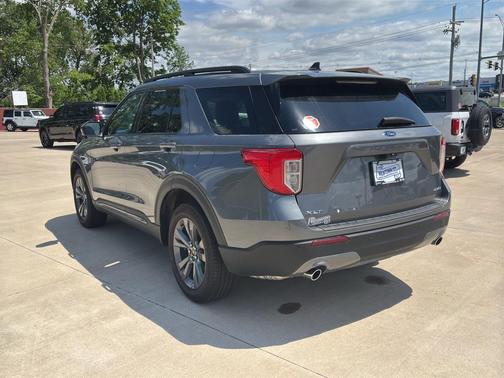 Carbonized Gray Metallic 2023 Ford Explorer XLT
