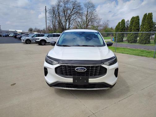 Oxford White 2024 Ford Escape Active