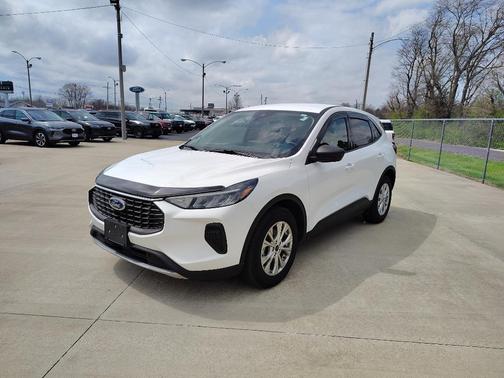 Oxford White 2024 Ford Escape Active